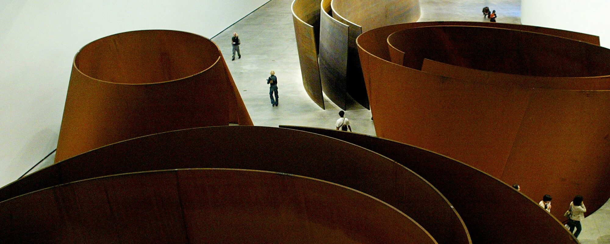 Richard Serra, famed for his massive steel sculptures, has passed away at the age of 85